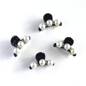 🆕 3/$20 4 x Mini Rhinestone Bling Hair Clip H33